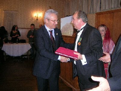 Dekorimi i John Athanas