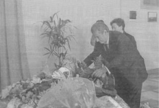 Berisha b�n homazhe