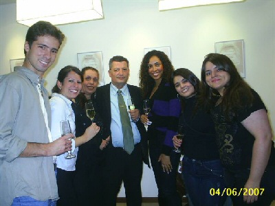 Koliqi me Pedro Henrique Magalhes Azevedo dhe grupin e studiuesve