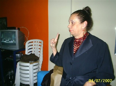 Profesoresha Vera Lucia duke ligjruar
