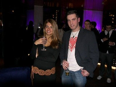 mision per te kenduar treva te ndryshme dhe dy karaktere te ndryshme