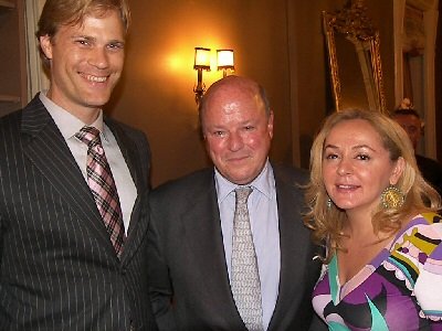Ambasadori Wisner takohet me shqiptarë në SHBA