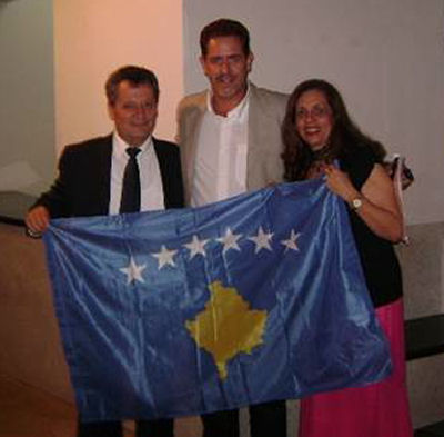 Prefekti i Itabiritos  Waldir Salvador de Oliveira Jnior me Koliqin dhe Neves