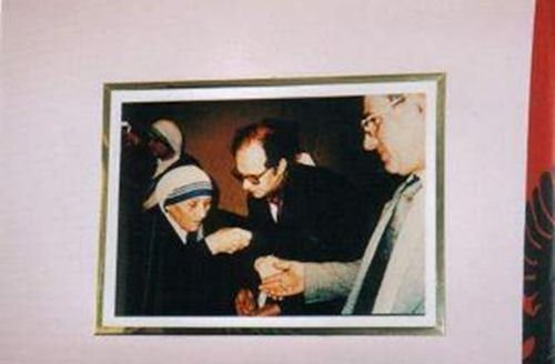Nene+Tereza+Veprat http://www.malesiaforum.com/showthread.php?t=15795