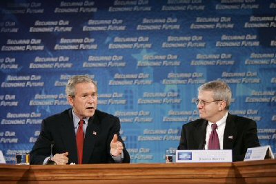 Presidenti Bush dhe Joshua Bolten