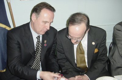 Ngritje fondi per Eliot Engel