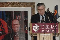 NY - P�rkujtimore p�r Presidentin Rugova