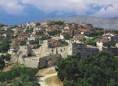 Pamje e pjes�shme nga Kalaja e Beratit