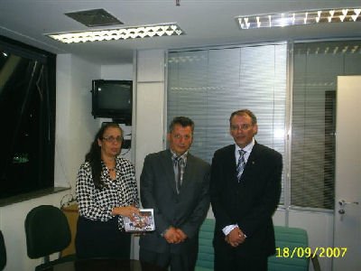 Engj�ll Koliqi n� takim p�r sistemin elektronik t� zgjedhjeve