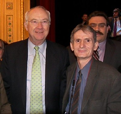 Senatori Phill Graham dhe Beqir Sina