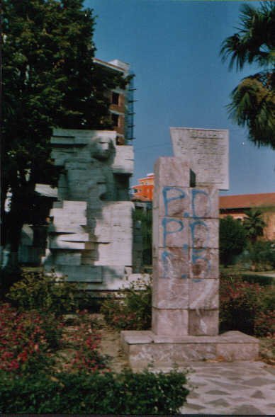 Monumenti i Fisht�s n� Shkod�r