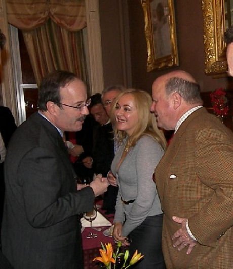 Frank G. Wisner takim me shqiptar� n� New York