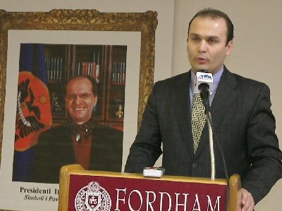 Ambasadori Ardian Neritani