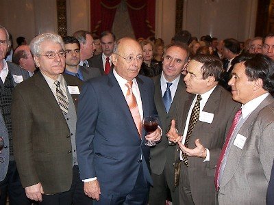 LQSHA fushat� p�r John McCain