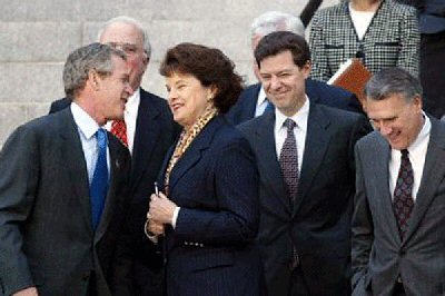 Bush dhe Brownback