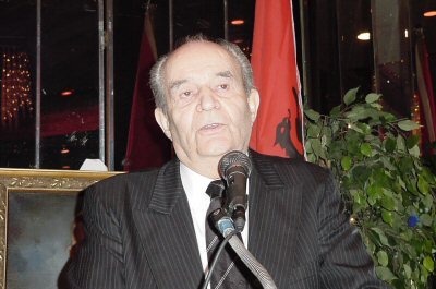 P�rvjetor i Gjeneral Abaz Kupit