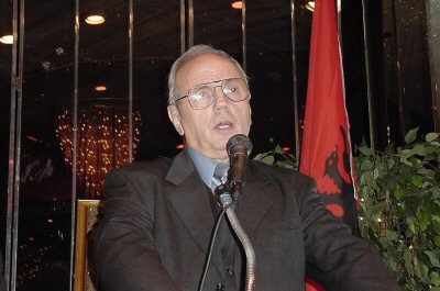 P�rvjetor i Gjeneral Abaz Kupit